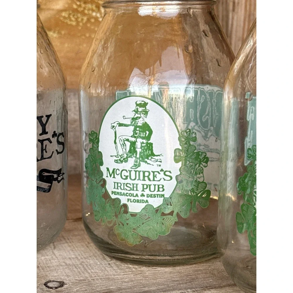 McGuire's Irish Pub Beer Glass ‎ MASON JAR 